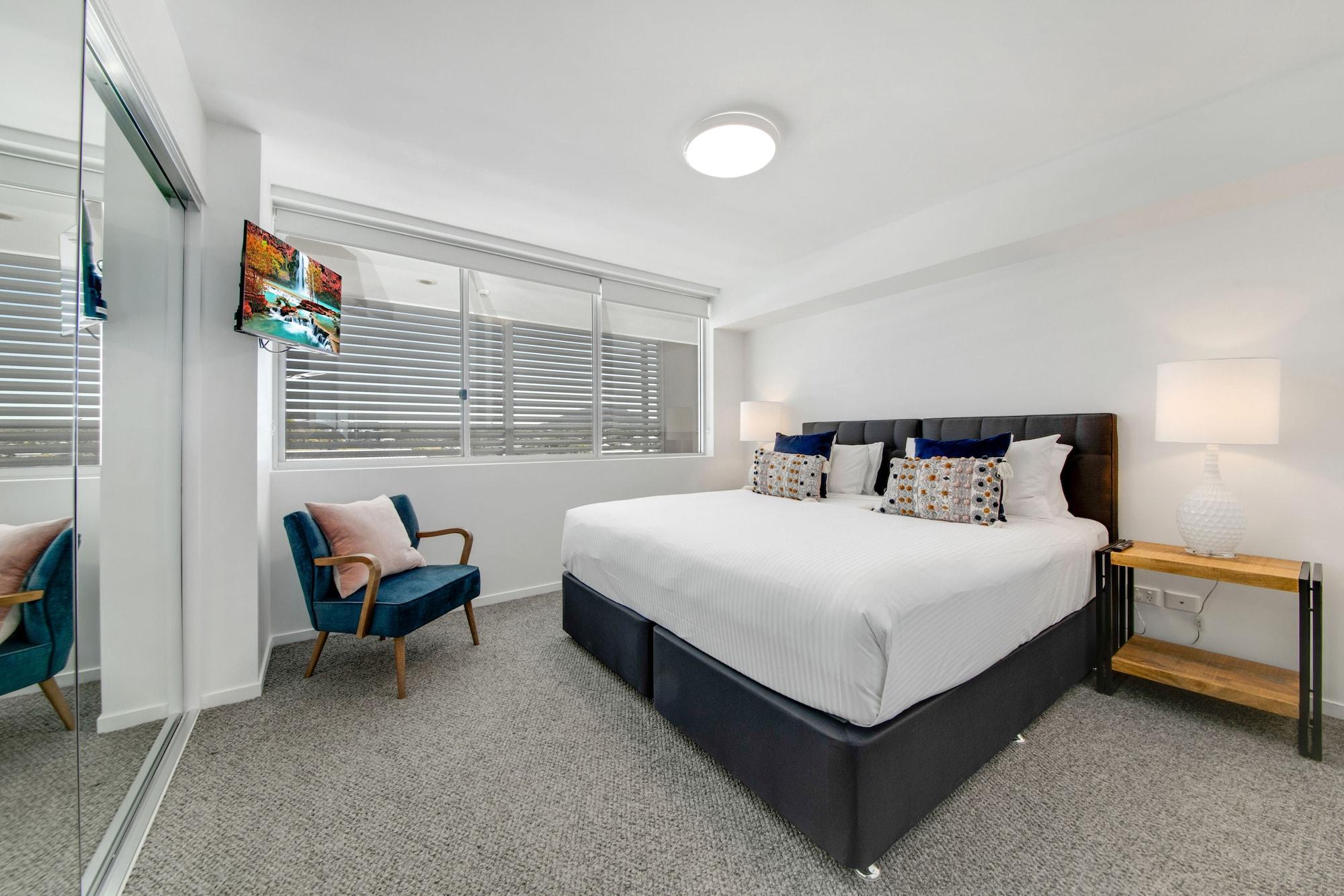 Echelon Aparthotel